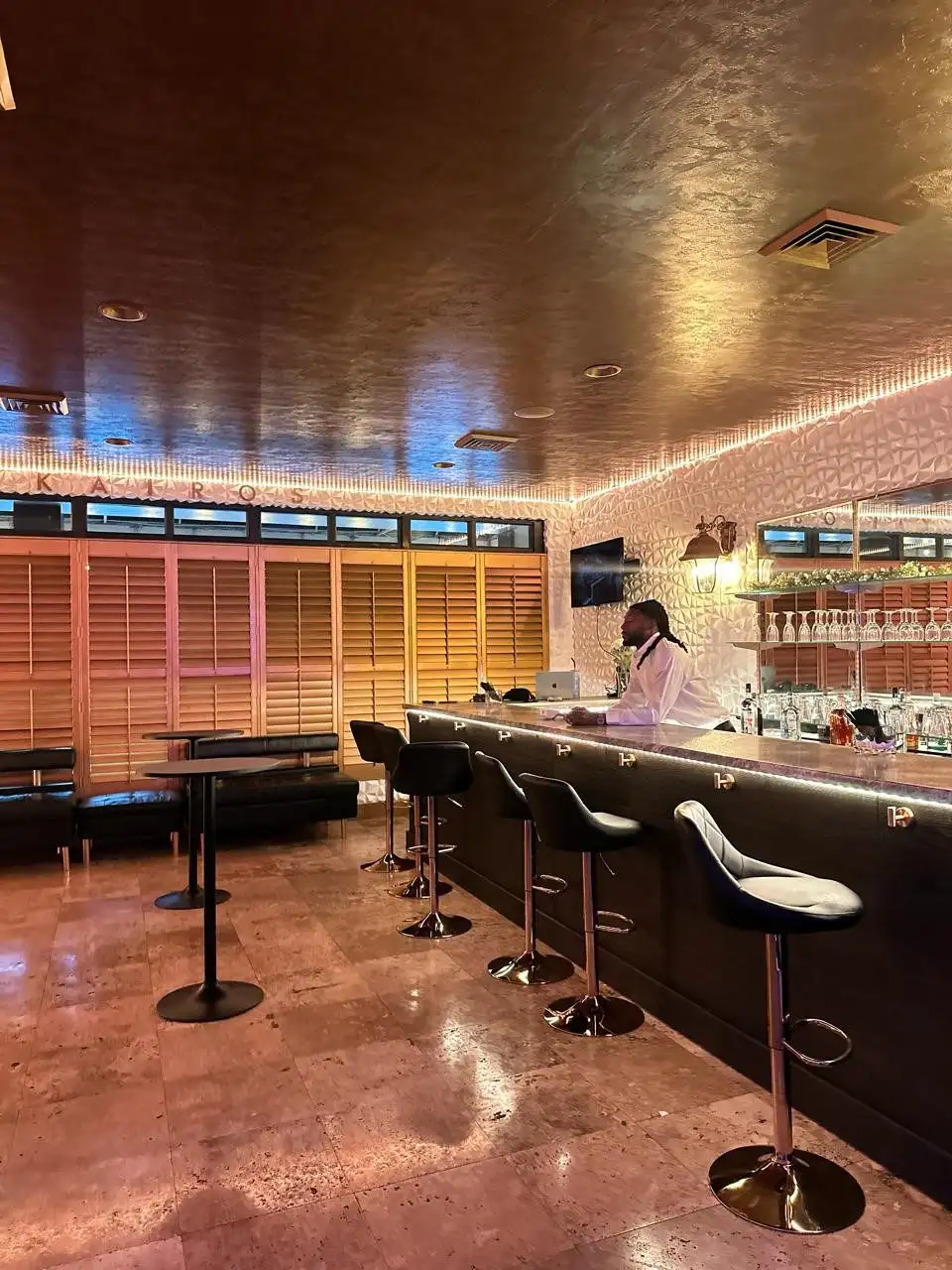 small-gall6 Cocktail bar venue for private gatherings in downtown Gainesville